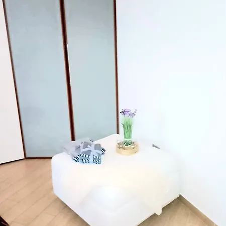 公寓 Bellatorium House *